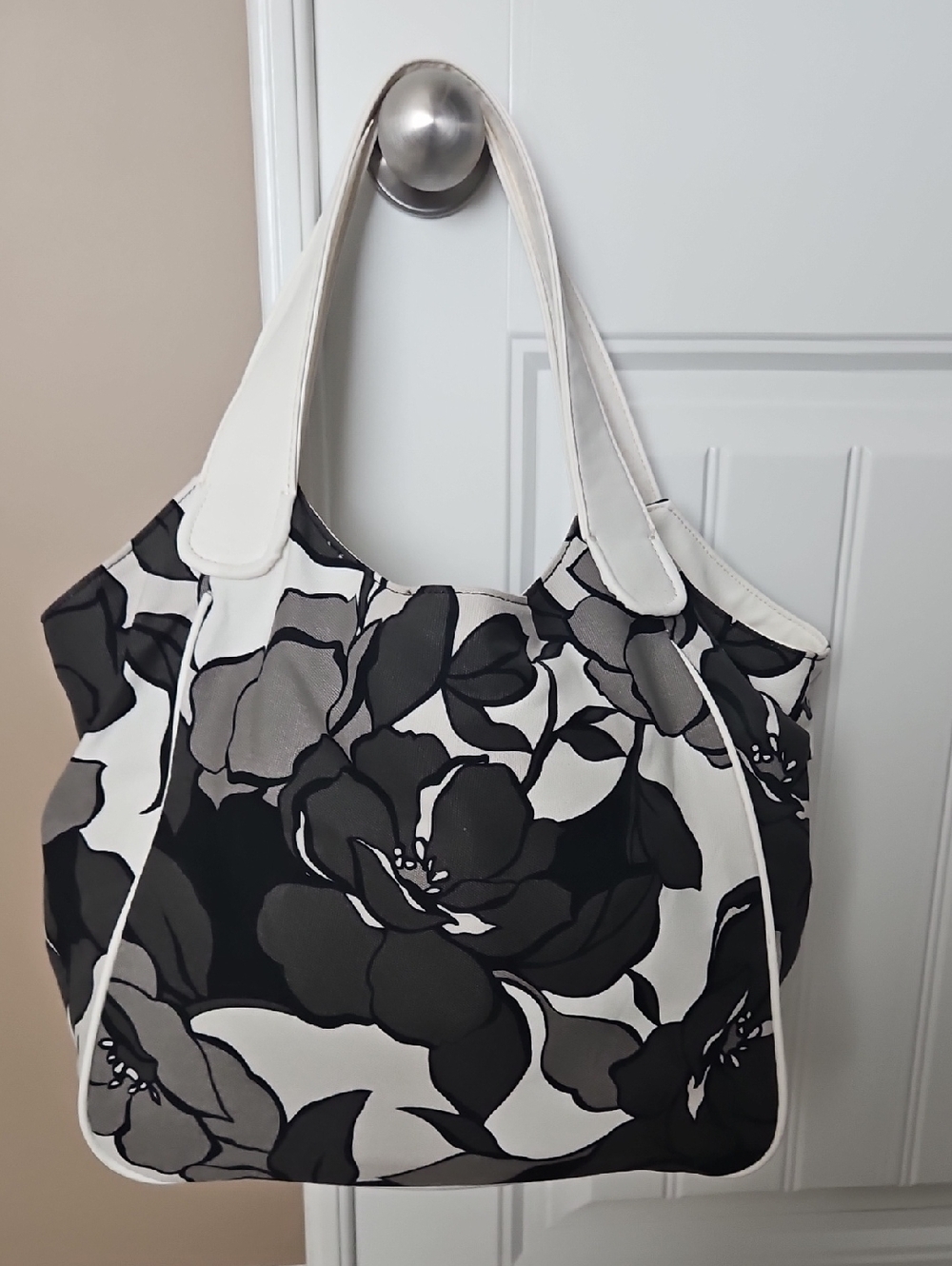 Monochrome Floral Tote Bag - Black, White & Gray